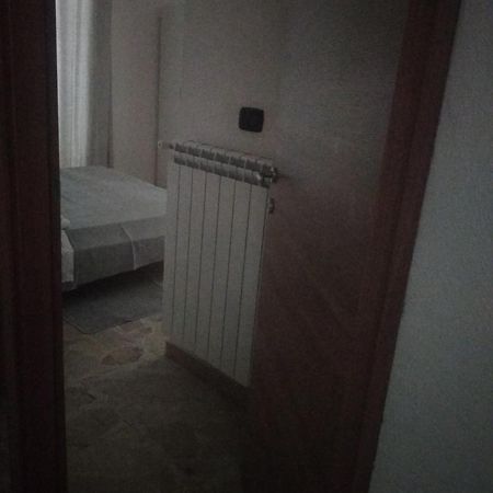 Home Di F Naples Luaran gambar