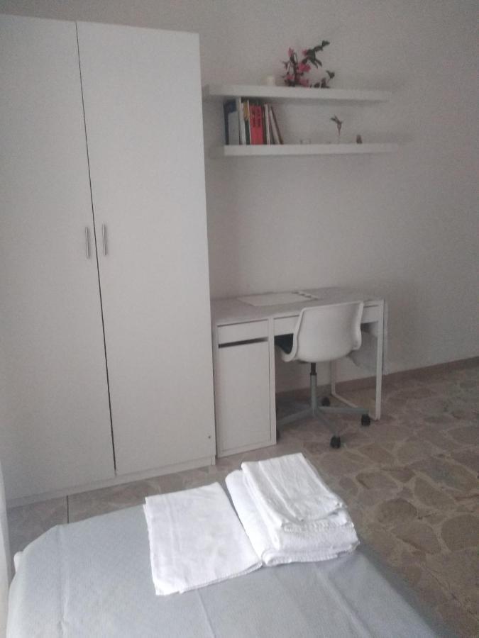 Home Di F Naples Luaran gambar